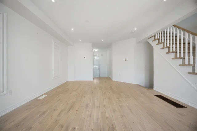 33 Sewells Lane, Brampton - photo 10
