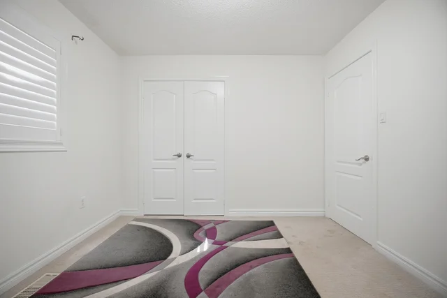 33 Sewells Lane, Brampton - photo 40