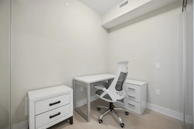 #1309-204 Burnhamthorpe Road East, Mississauga - photo 20