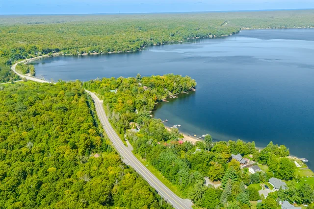 17000 Highway 35, Algonquin Highlands - photo 34