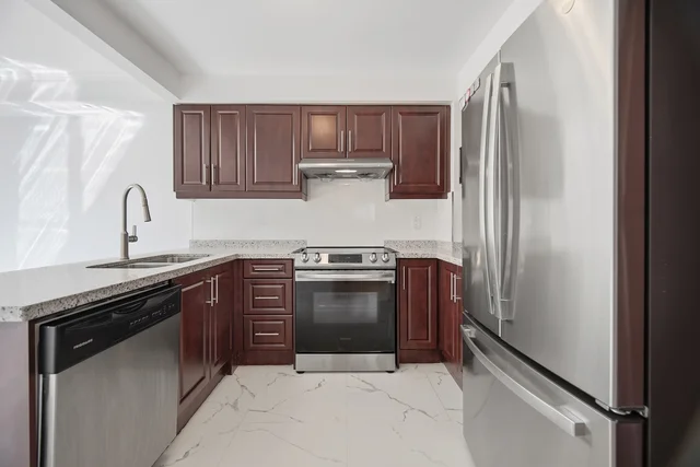 4569 Pemmican Trail, Mississauga - photo 16