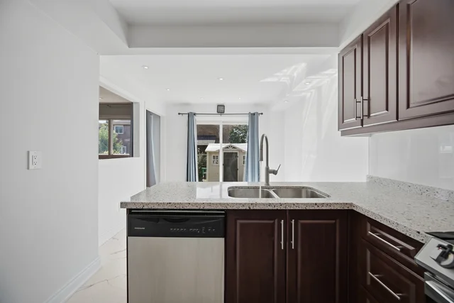 4569 Pemmican Trail, Mississauga - photo 23