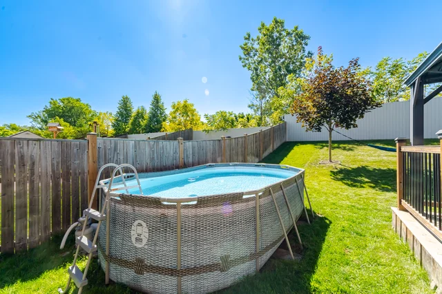 182 Thomas Avenue, Brantford - photo 59