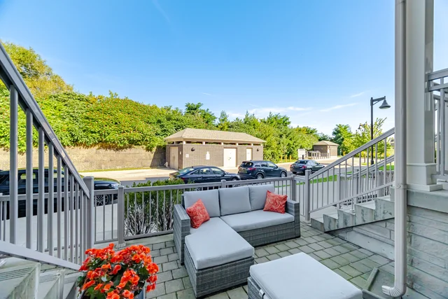 #5-145 Long Branch Avenue, Etobicoke - photo 19