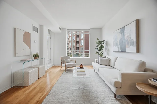 #205-455 Rosewell Avenue, Toronto - photo 19