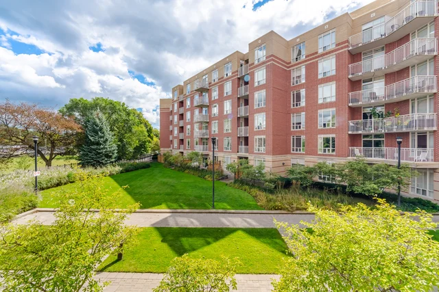#205-455 Rosewell Avenue, Toronto - photo 33