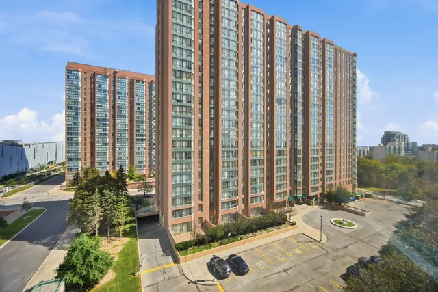 #816-155 Hillcrest Avenue, Mississauga - photo 22