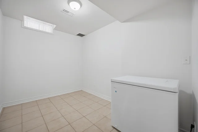 30 Maple Beach Crescent, Brampton - photo 43