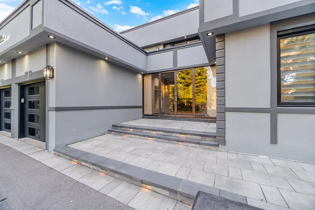 32 Colton Crescent South, Woodbridge - photo 6