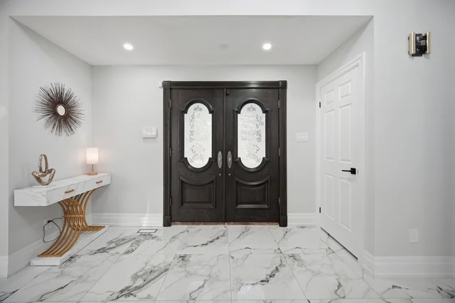 32 Colton Crescent South, Woodbridge - photo 9