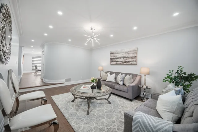 32 Colton Crescent South, Woodbridge - photo 15