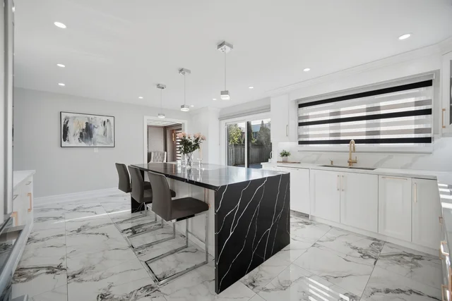 32 Colton Crescent South, Woodbridge - photo 21