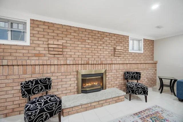32 Colton Crescent South, Woodbridge - photo 64