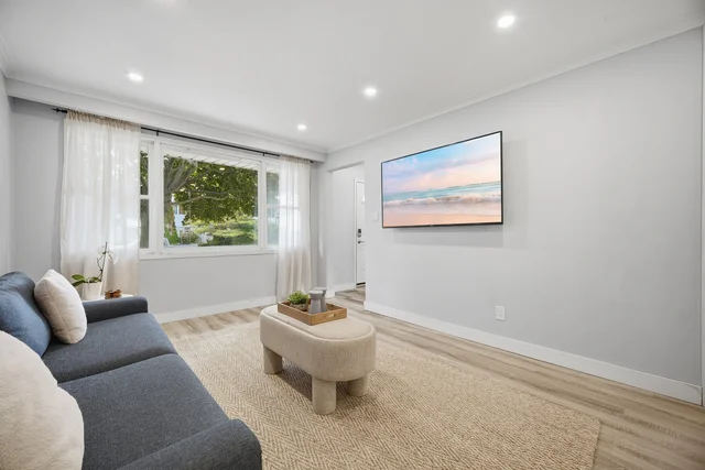 1310 Redbank Crescent, Oakville - photo 20