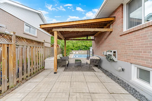 1310 Redbank Crescent, Oakville - photo 54