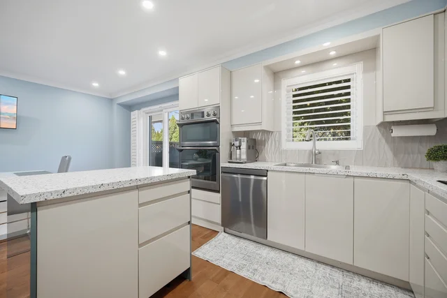 102 Pinedale Gate, Woodbridge - photo 28