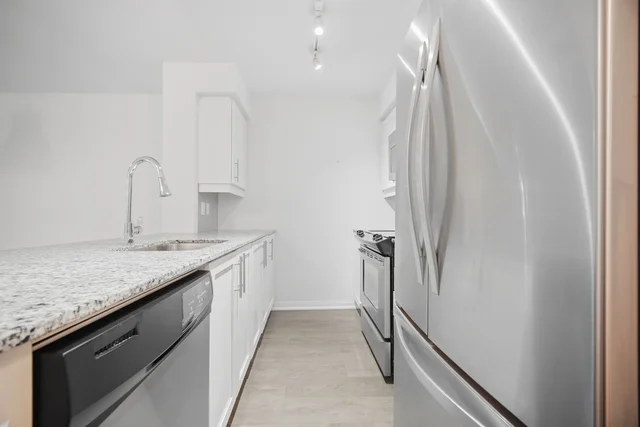 #1213-35 Bastion Street, Toronto - photo 14