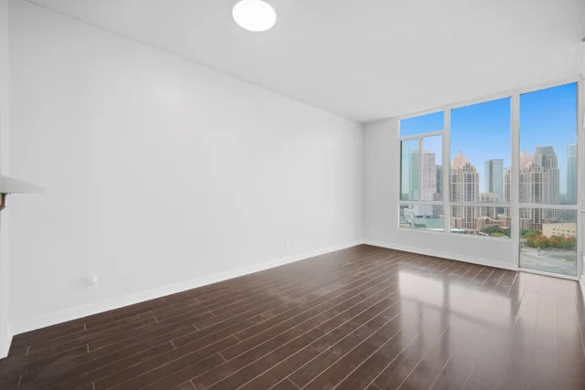 #2008-220 Burnhamthorpe Road West, Mississauga - photo 13