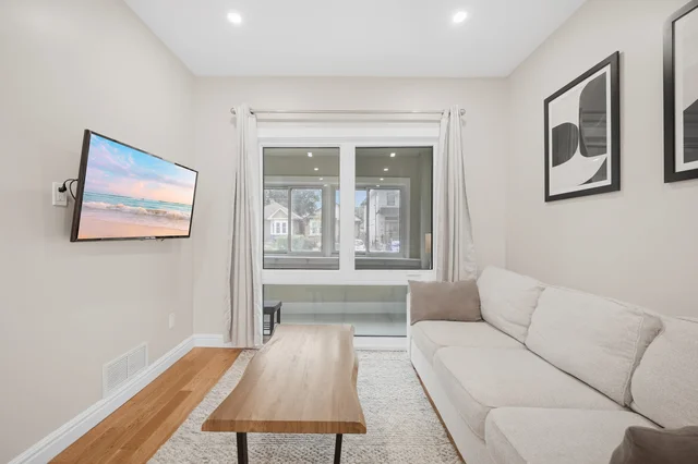 350 Lumsden Avenue, East York - photo 7