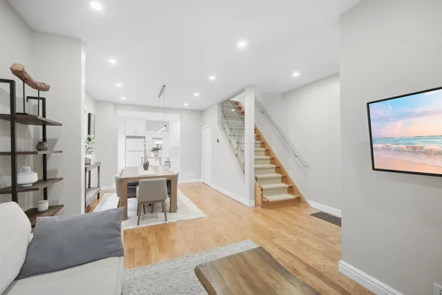 350 Lumsden Avenue, East York - photo 8