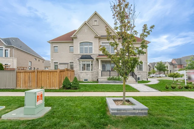 7 Anatolia Street, Brampton - photo 17