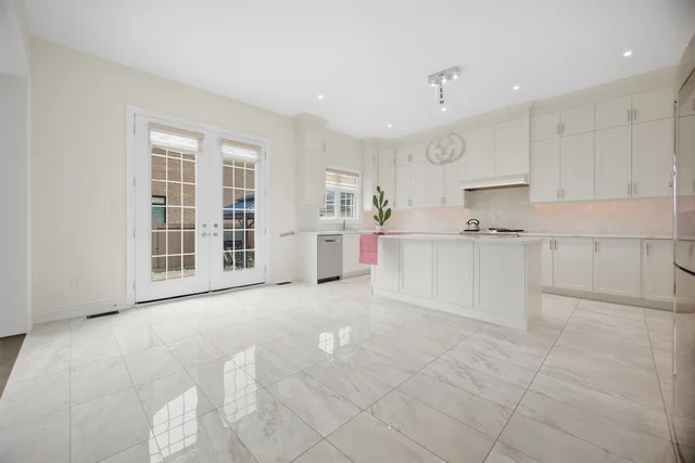 7 Anatolia Street, Brampton - photo 36