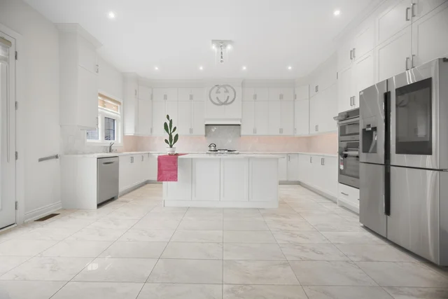 7 Anatolia Street, Brampton - photo 37