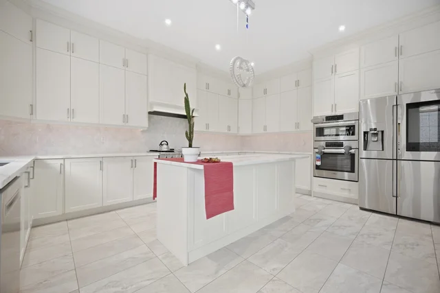 7 Anatolia Street, Brampton - photo 38