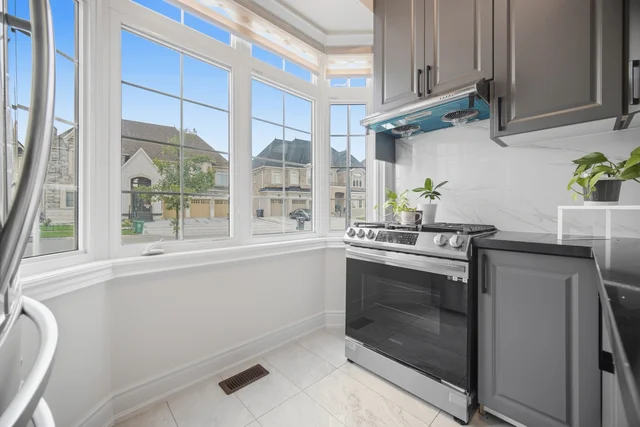 7 Anatolia Street, Brampton - photo 51