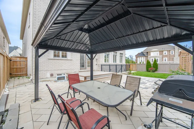 7 Anatolia Street, Brampton - photo 107