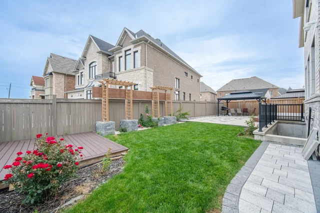 7 Anatolia Street, Brampton - photo 114
