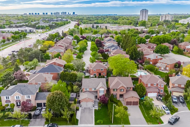 2017 Lady Di Court, Mississauga - photo 5