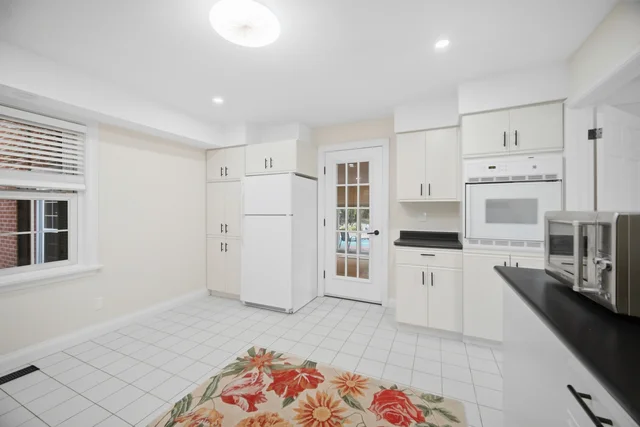 10245 Old Pine Crest Road, Brampton - photo 38