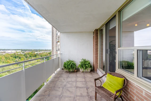 60 Pavane Linkway #1416, North York - photo 37