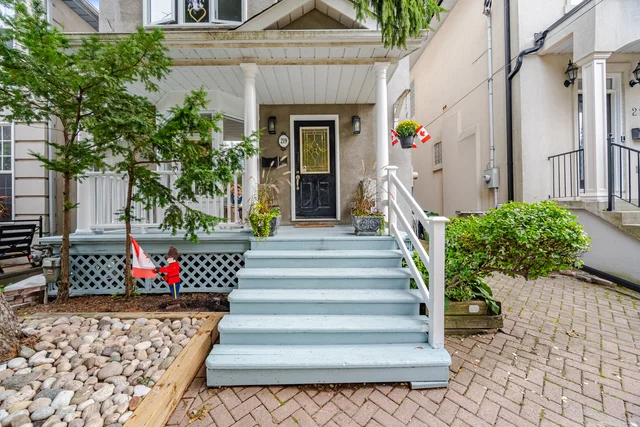 219 Broadway Avenue, Toronto - photo 5