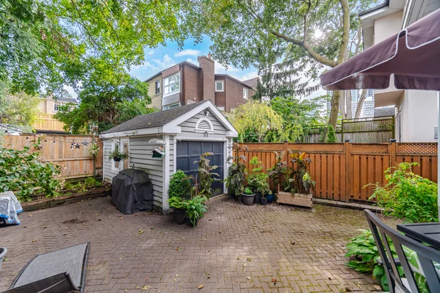 219 Broadway Avenue, Toronto - photo 72