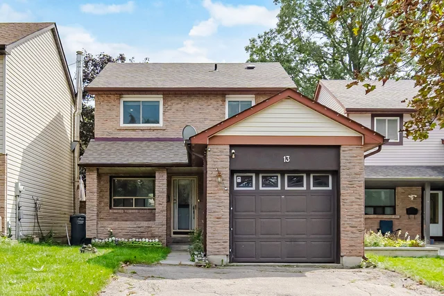 13 Dalzell Avenue, Brampton - photo 1
