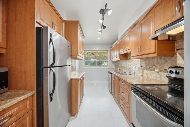 13 Dalzell Avenue, Brampton - photo 15