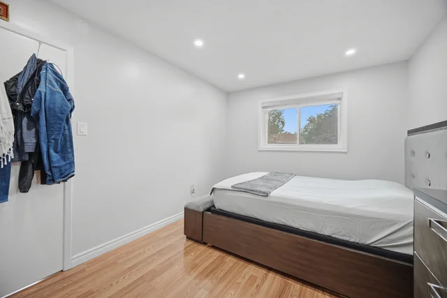 13 Dalzell Avenue, Brampton - photo 23