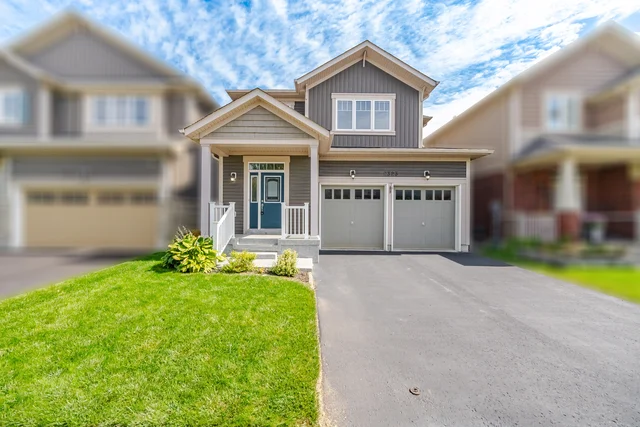 2323 Steeplechase Street, Oshawa - photo 2