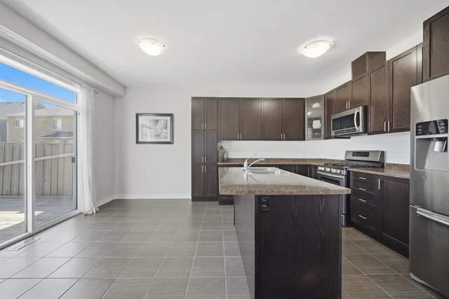 2323 Steeplechase Street, Oshawa - photo 15