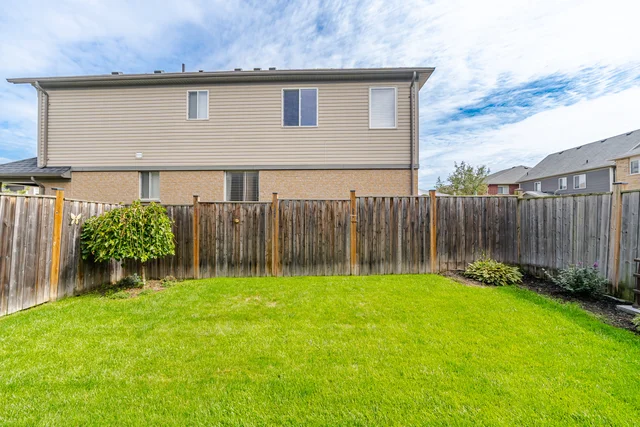2323 Steeplechase Street, Oshawa - photo 48
