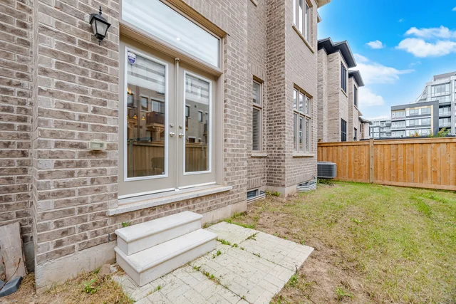1400 Yellow Rose Circle, Oakville - photo 70