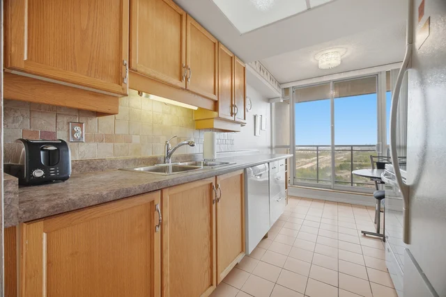 #1511-20 Cherrytree Drive, Brampton - photo 21