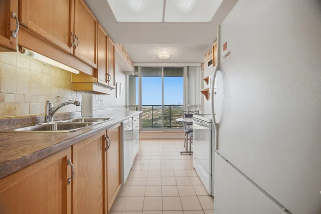 #1511-20 Cherrytree Drive, Brampton - photo 22