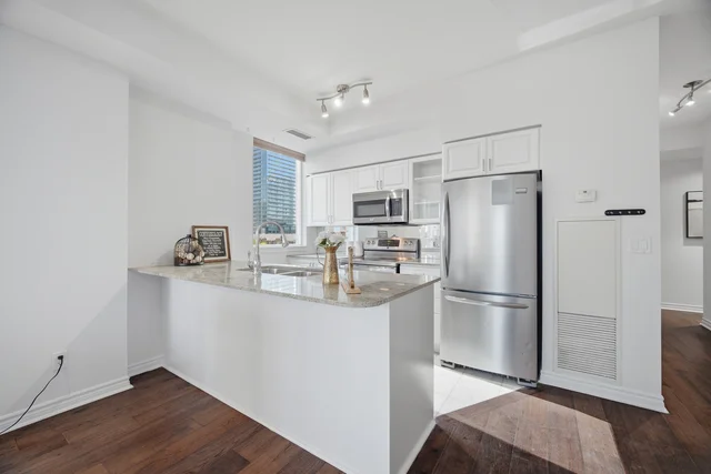 #406-388 Prince of Wales Drive, Mississauga - photo 18