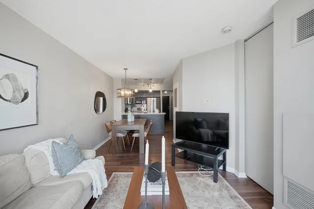 #1807-18 Yonge Street, Toronto - photo 19