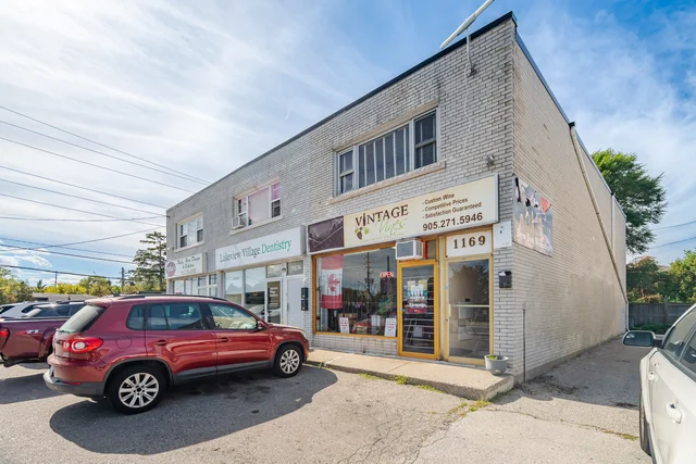 1169 Lakeshore Road East, Mississauga - photo 9