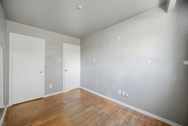 1169 Lakeshore Road East, Mississauga - photo 23