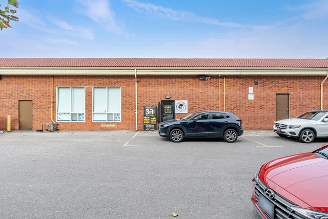 850-860-870 North Park Drive, Brampton - photo 59